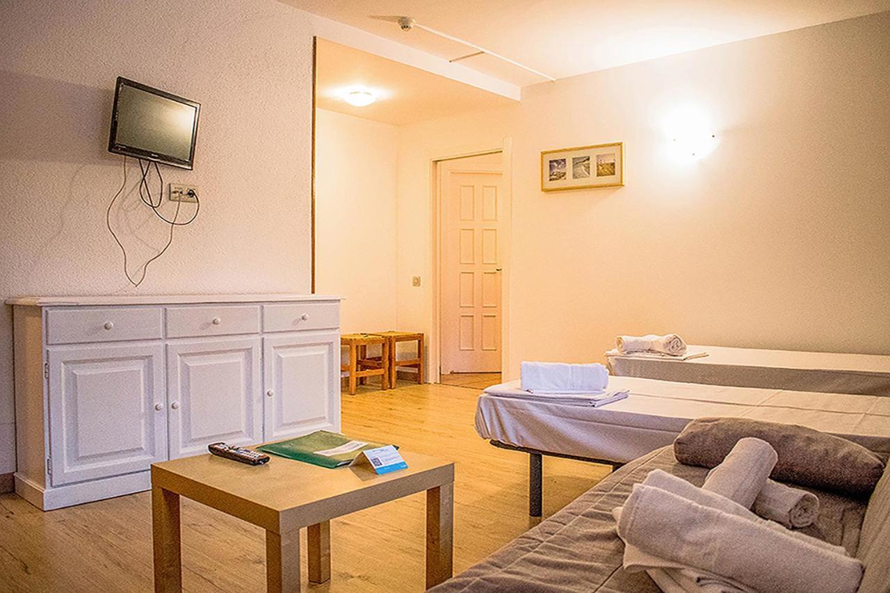 Apartamento Estudis Turístics Cims Pas 3000 *